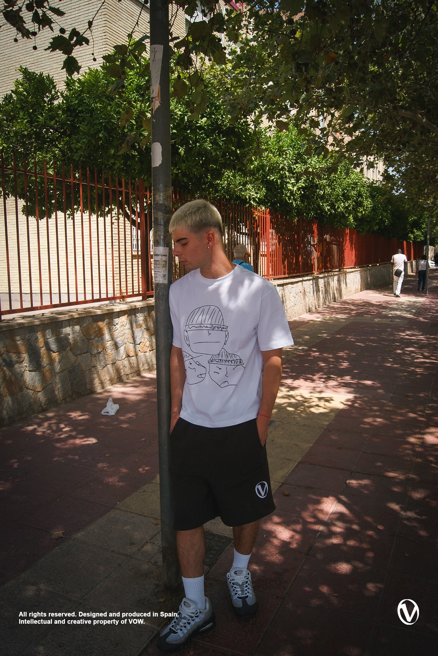 CREW FACES TEE